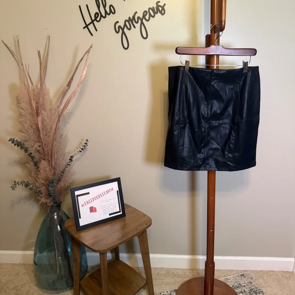 NWT MANGOPOP Women's Basic High Waist Faux Leather Bodycon Mini Skirt sz XL